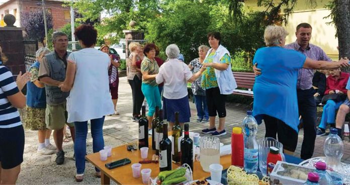 kerti_parti