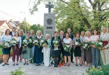 „A valódi értéket továbbra is az összetartó helyi közösségek jelentik”
