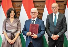 Szívből gratulálunk Kis Tóth János igazgató úrnak!